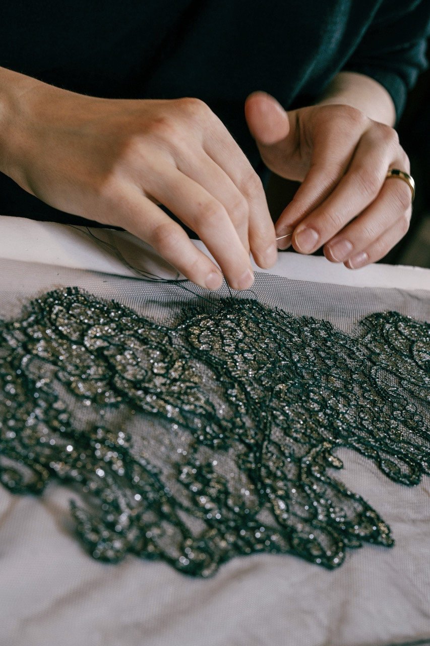 COUTURE Champagne Chantilly Lace Kimono