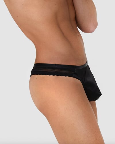 Photo of Androgyne Jacqui Thong