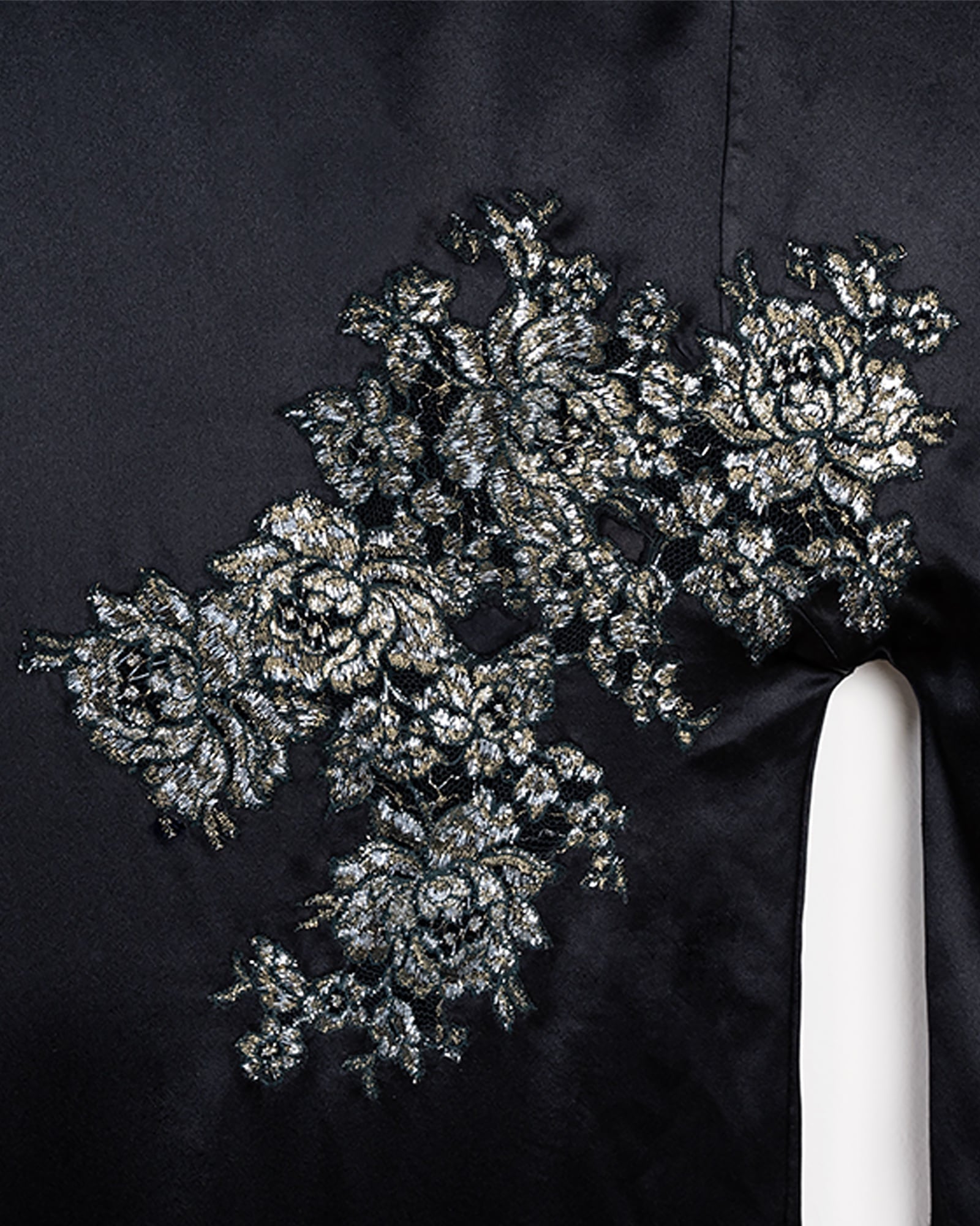 COUTURE — Full-Length Black and Metallic Chantilly Lace Kimono view 6