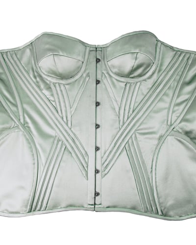 Photo of Hannah Bustier - Glace